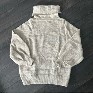 Babaton Adichie Sweater